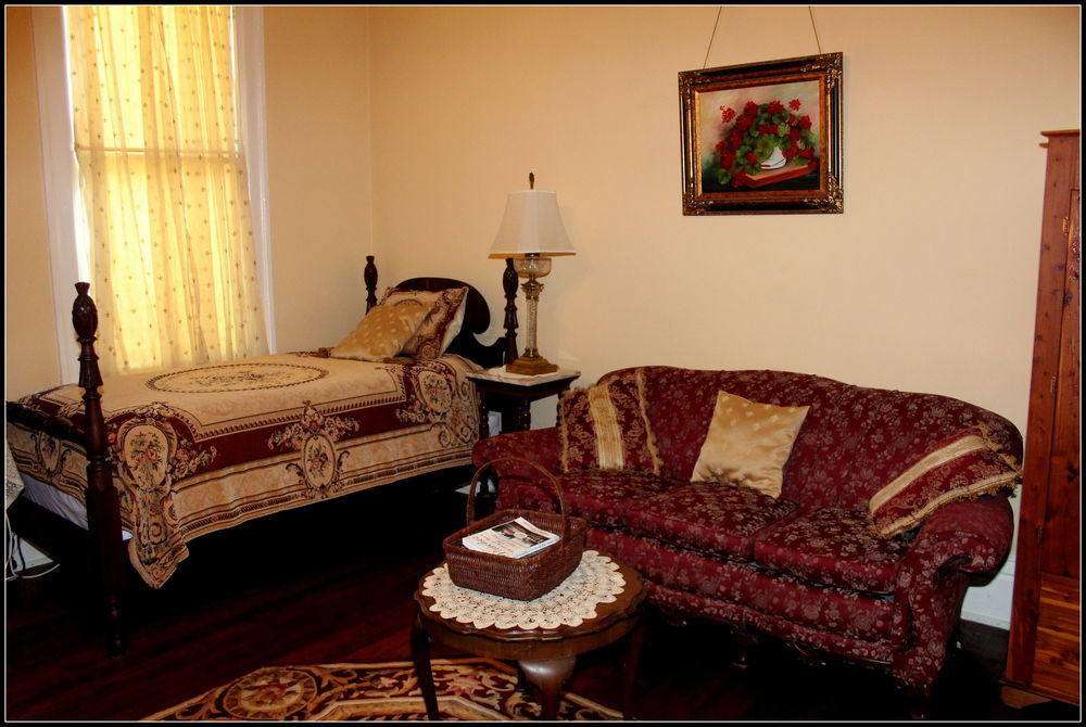 Bisland House Bed And Breakfast Natchez Exterior photo