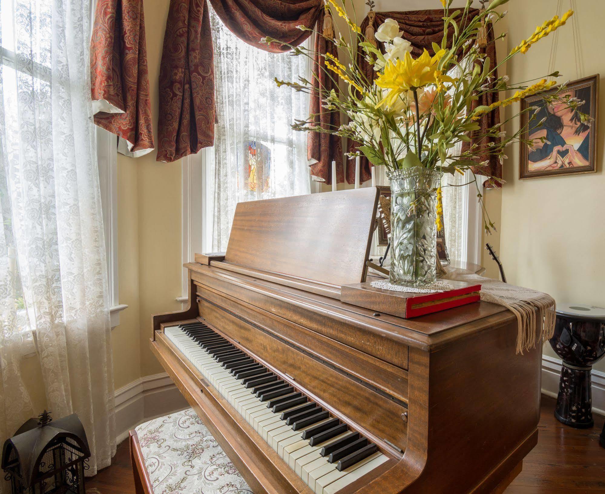 Bisland House Bed And Breakfast Natchez Exterior photo